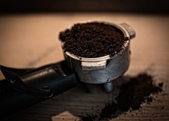 Unlocking the Secrets of Perfect Coffee: A Guide to Filters and Grinders