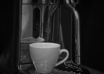 A Beginner's Guide to Brewing the Perfect Cup: Discovering the Joys of Coffee