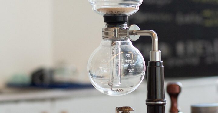 Exploring the Art of Drip Brewing: Innovations and Techniques in Coffee Makers